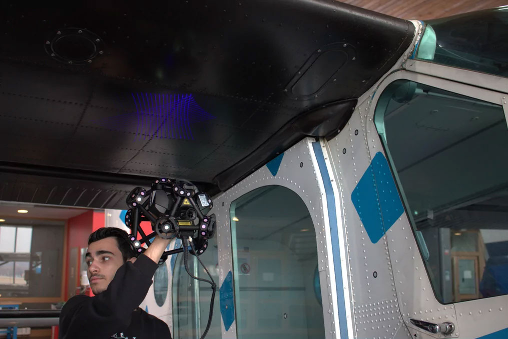 Real-time rendering of the 3D scan of the tesla wheel in VXelements software