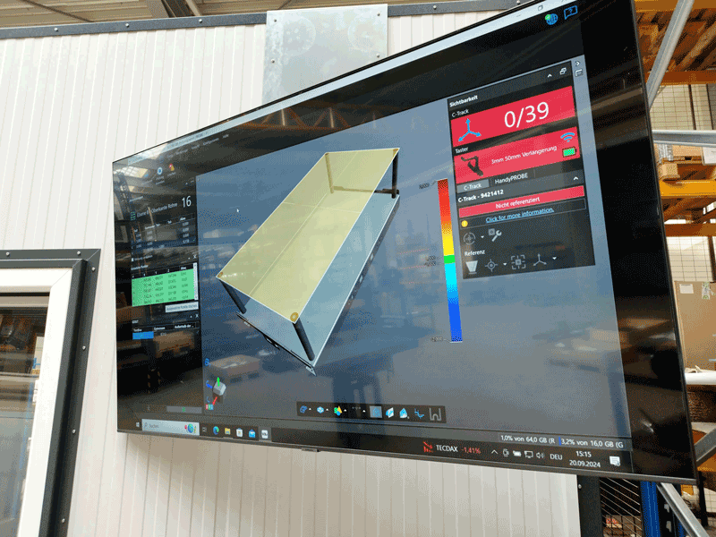 Una schermata del software Creaform.OS che mostra il modello 3D di un componente metallico.