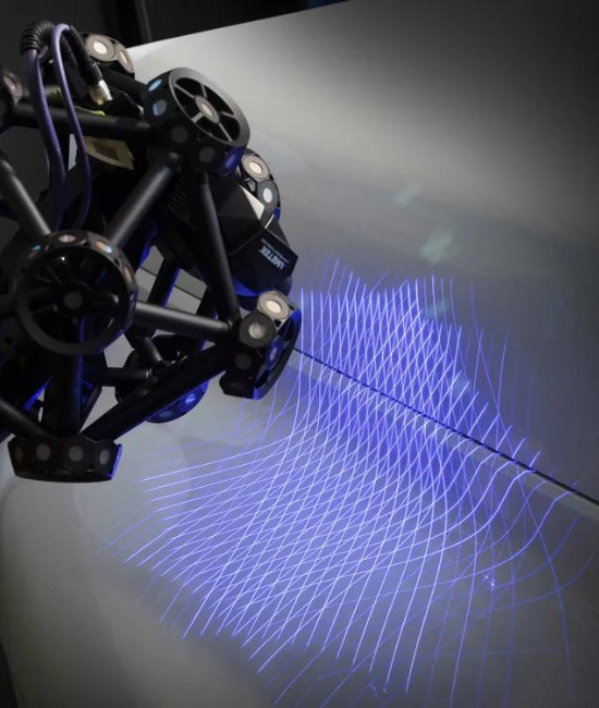 MetraSCAN 3D-R with 69 laser lines