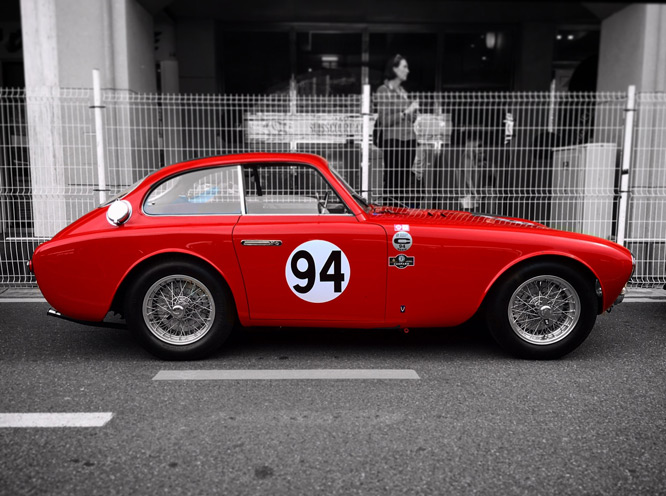A vintage Ferrari participates at the Monaco Grand Prix thanks to the HandySCAN 3D