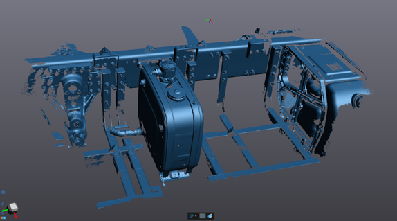 Escaneado 3D del chasis del camión con elementos adicionales montados por Sutter en el software VXmodel