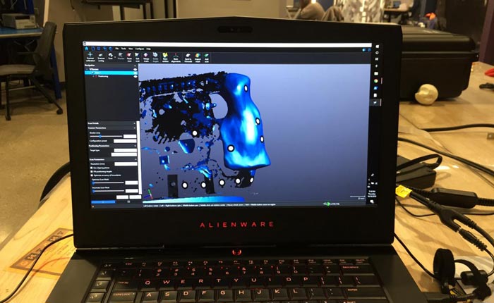 3D 스캔 중에 컴퓨터에서 처리되는 실시간 메쉬